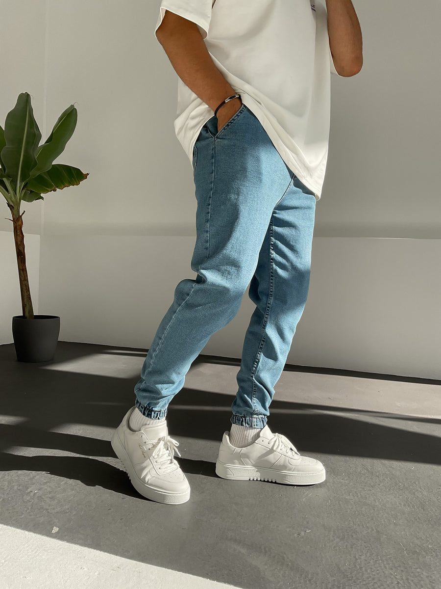 Ice Blue Jogger Jeans BB5259