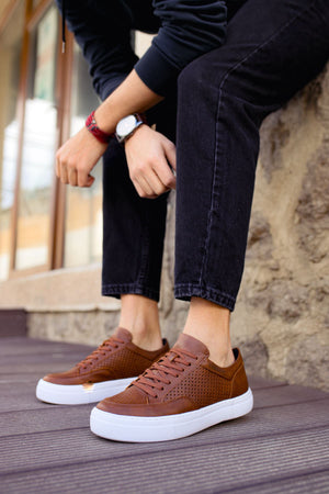 Brown Sneaker CH015