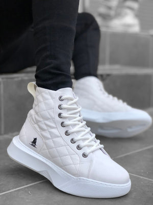 Triple White Sneaker BA159