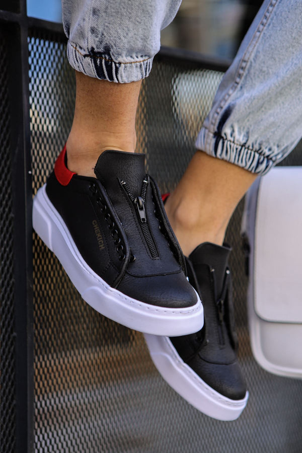 Black & Red V2 Sneaker CH092