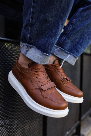 Brown Sneaker CH073