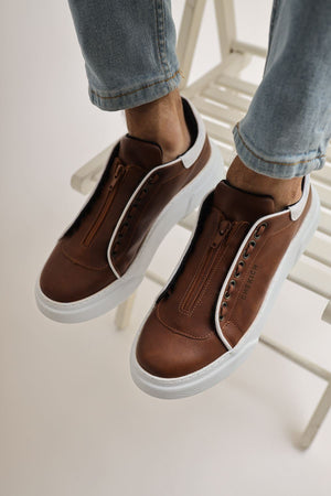 Brown Sneaker CH092
