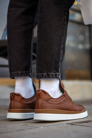 Brown Sneaker CH109