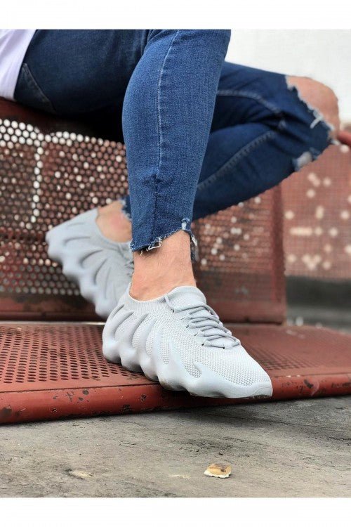 Gray Sneaker WG300