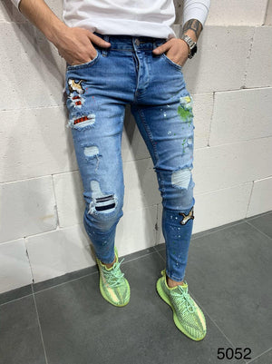 Sneakerjeans Blue Patched Skinny Ripped Jeans AY790