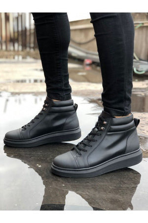 Triple Black Sneaker SLW032