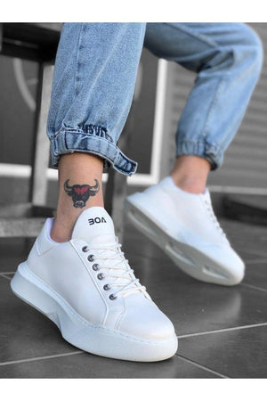 Triple White Sneaker WG0161