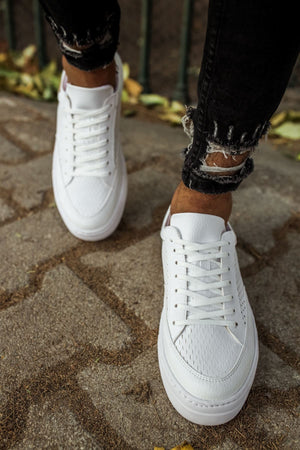 Tripple White Sneaker CH015