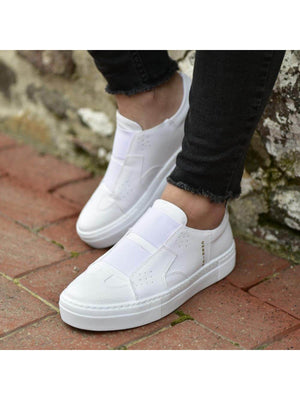 Tripple White Sneaker CH033