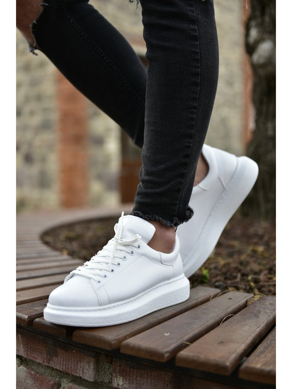 Tripple White Sneaker CH257