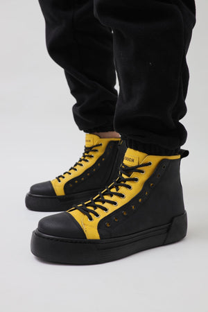 Yellow Black Sneaker CH167